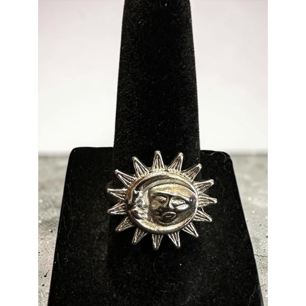 Silver Tone Sun Moon Ring‎ Size 6.75 Celestial Cosmic Harmony Boho